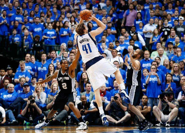 管理层的决 管理层的决