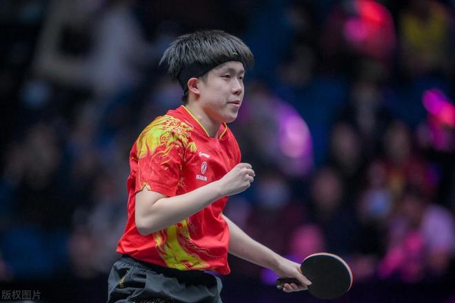 球项目中展 球项目中展