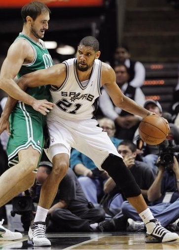 控球为框架 控球为框架